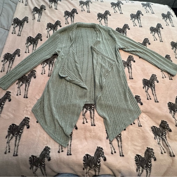 Women's light Green Sweater Cardigan - Picture 1 of 6